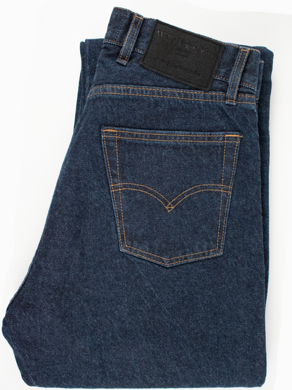 Klassische Jeans aus recyceltem Denim mit geradem Bein